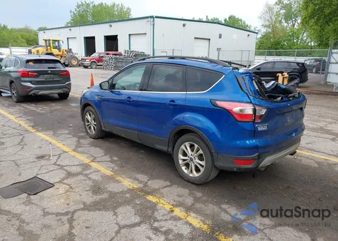2017 Ford Escape Se z USA, uszkodzony, nr VIN 1FMCU9GD4HUD43490